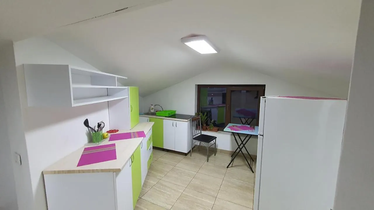 Guest house Pensiune Fundeni- Dragonul Rosu Bucharest